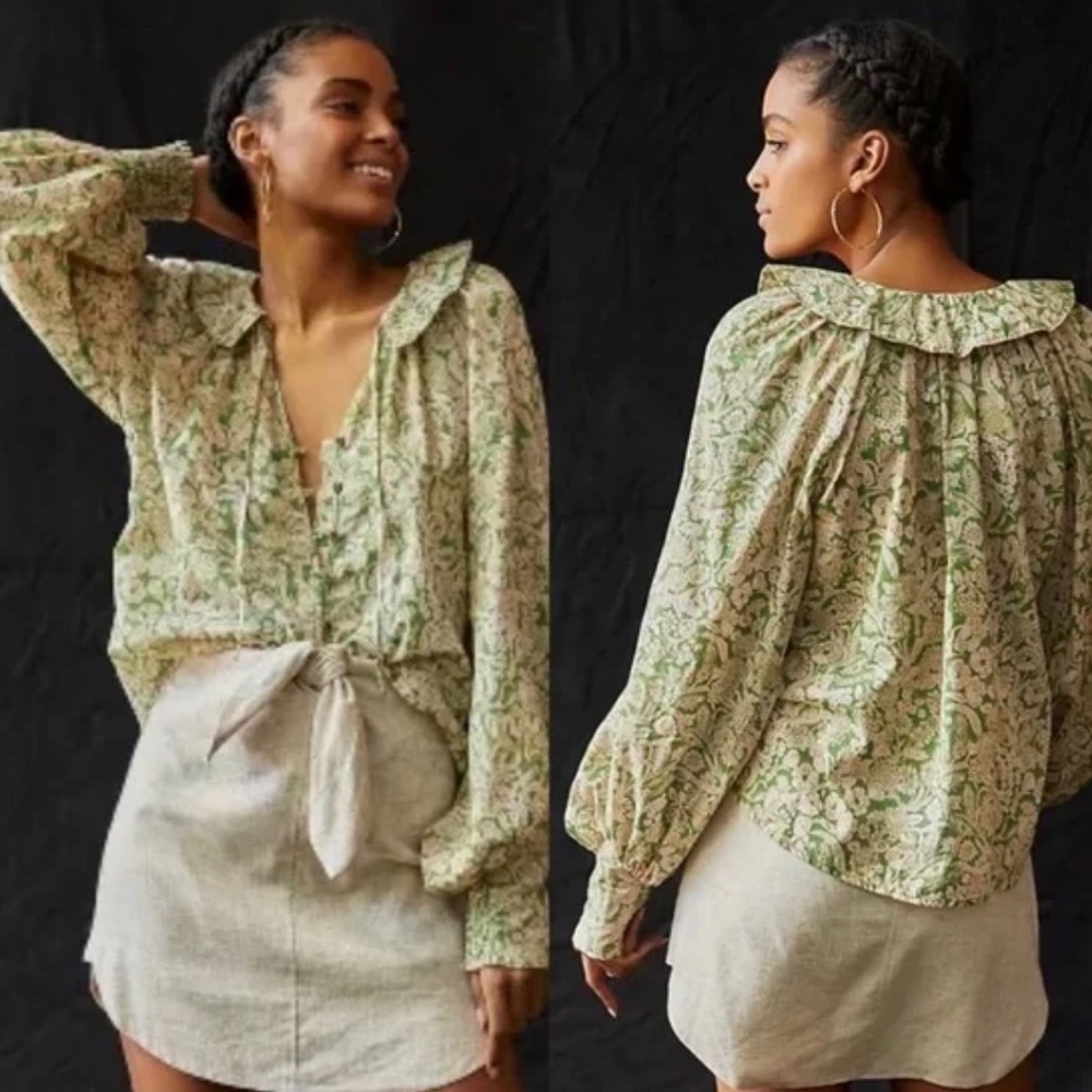 Anthropologie green pease top. Size Small. Perfect.